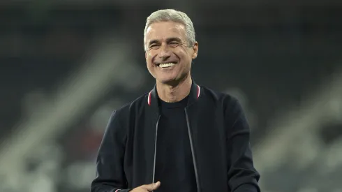 Foto: Jorge Rodrigues/AGIF – Luis Castro atrapalhou os planos do Flamengo.