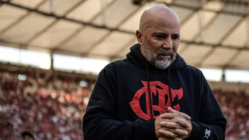 Foto: Thiago Ribeiro/AGIF – Jorge Sampaoli, tecnico do Flamengo, durante partida contra o Fluminense no estadio Maracana pelo campeonato Brasileiro A 2023.