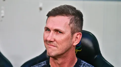 PR - Curitiba - 25/01/2023 - PARANAENSE 2023, ATHLETICO PR X FOZ DO IGUACU - Paulo Turra tecnico do Athletico-PR durante partida contra o Foz do Iguacu no estadio Arena da Baixada pelo campeonato Paranaense 2023. Foto: Gabriel Machado/AGIF