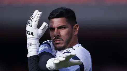 SP - SAO PAULO - 16/07/2023 - BRASILEIRO A 2023, SAO PAULO X SANTOS -Joao Paulo jogador do Santos durante aquecimento antes da partida contra o Sao Paulo no estadio Morumbi pelo campeonato Brasileiro A 2023. Foto: Ettore Chiereguini/AGIF