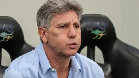 Renato Gaúcho tenta contratação de um camisa 5, porém Galo de Felipão está na frente para fechar negócio na janela