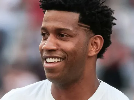 Gil entra para a história na zaga do Corinthians