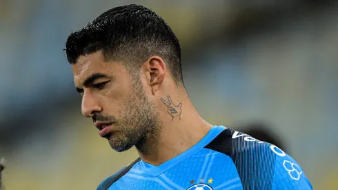 RJ - RIO DE JANEIRO - 11/06/2023 - BRASILEIRO A 2023, FLAMENGO X GREMIO - Suarez jogador do Gremio durante aquecimento antes da partida contra o Flamengo no estadio Maracana pelo campeonato BRASILEIRO A 2023. Foto: Thiago Ribeiro/AGIF
