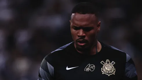 SP - Sao Paulo - 08/10/2022 - BRASILEIRO A 2022, CORINTHIANS X ATHLETICO-PR - Carlos Miguel goleiro do Corinthians durante partida contra o Athletico-PR no estadio Arena Corinthians pelo campeonato Brasileiro A 2022. Foto: Ettore Chiereguini/AGIF