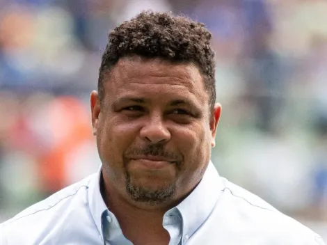 Ronaldo dá chapéu no Grêmio por atacante