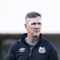 Torcida do Santos se revolta e \'pede a cabeça\' de Turra e +3 no Peixe