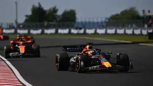 Verstappen na ponta do GP da Hungria
