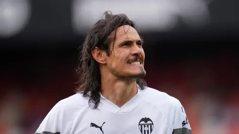 Photo by Aitor Alcalde/Getty Images – Cavani pode jogar no Corinthians