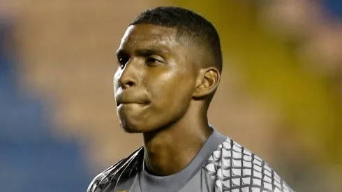 SP – Barueri – 03/01/2018 – Copa Sao Paulo 2018, Flamengo x Ji-Parana – Hugo Souza jogador do Flamengo durante partida contra o Ji-Parana no estadio Arena Barueri pelo campeonato Copa São Paulo 2018. Foto: Marcello Zambrana/AGIF