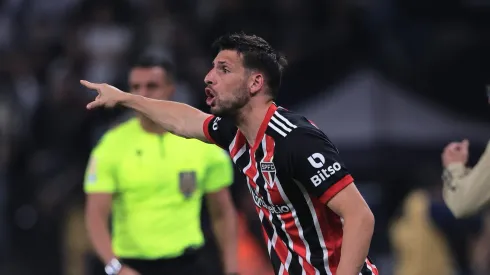 Calleri em ação na Neo Química Arena