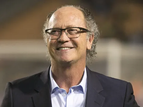 Ele ACEITOU assinar com o Santos: Falcão faz jogada sensacional para anunciar novo camisa 10