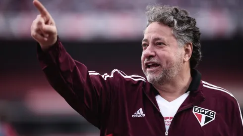 Casares prepara +1 presentão de PESO e leva torcida do São Paulo à loucura Foto: Ettore Chiereguini/AGIF - Casares sae do interesse em titular do São Paulo