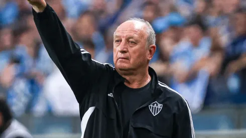 RS - PORTO ALEGRE - 22/07/2023 - BRASILEIRO A 2023, GREMIO X ATLETICO-MG - Luis Felipe Scolari tecnico do Atletico-MG durante partida contra o Gremio no estadio Arena do Gremio pelo campeonato Brasileiro A 2023. Foto: Maxi Franzoi/AGIF