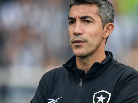 Bruno Lage é ovacionado por 'surpresa' em goleada do Botafogo