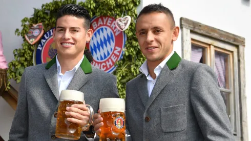 (Photo by Sebastian Widmann/Getty Images For Paulaner) - Rafinha quer +1 além de James no São Paulo.