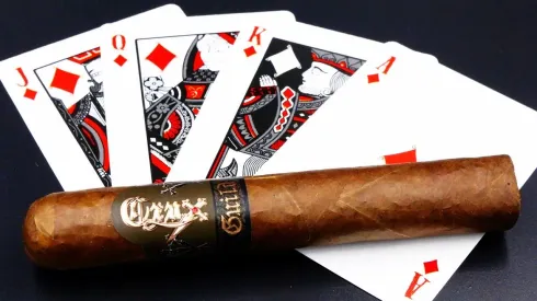 O cigarro deixou de ser permitido na WSOP 2002 (Foto: Reprodução/Pixabay)