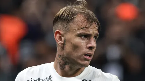 Foto: Marcello Zambrana/AGIF - Guedes detalhou tentativas nos bastidores do Corinthians.