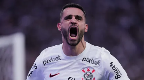 SP - SAO PAULO - 15/07/2023 - COPA DO BRASIL 2023, CORINTHIANS X AMERICA-MG - Renato Augusto jogador do Corinthians comemora seu gol durante partida contra o America-MG no estadio Arena Corinthians pelo campeonato Copa do Brasil 2023. Foto: Ettore Chiereguini/AGIF
