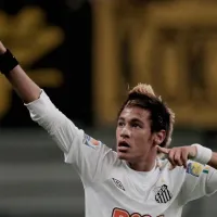 Campeão mundial ‘entrega’ tentativa de transferência para o Santos de Neymar e Ganso