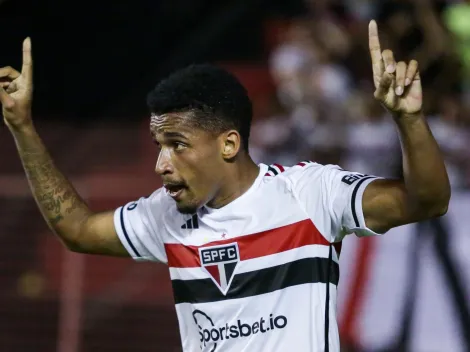 REUNIÃO! Marcos Paulo faz pedido em treino do São Paulo