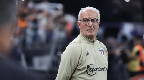 Foto: Marcello Zambrana/AGIF – Dorival Júnior: técnico abriu o jogo sobre momento do Sâo Paulo em 2023