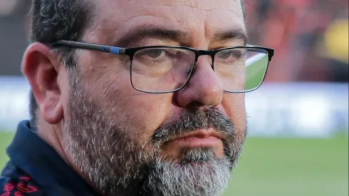 PE - RECIFE - 09/07/2023 - BRASILEIRO B 2023, SPORT X MIRASSOL - Enderson Moreira tecnico do Sport durante partida contra o Mirassol no estadio Ilha do Retiro pelo campeonato Brasileiro B 2023. Foto: Rafael Vieira/AGIF