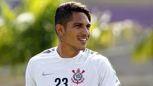 Foto: Daniel Vorley/AGIF - Guerrero teve grande passagem pelo Corinthians