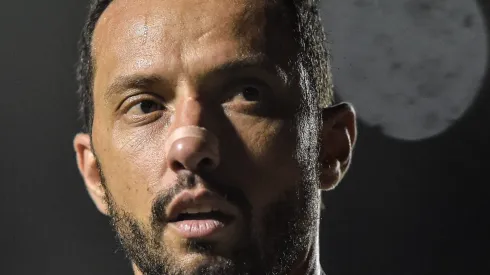 Vascou tentou negociar com Rafinha Alcântara – Foto: Thiago Ribeiro/AGIF