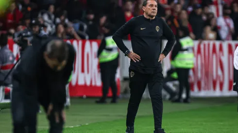 Foto: Maxi Franzoi/AGIF- Vanderlei Luxemburgo ficou frustrado após empate