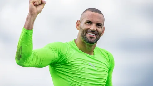 sp - diadema - 12/02/2023 - paulista 2023, agua santa x palmeiras - weverton, goleiro do palmeiras comemora vitória na partida contra o agua santa no estádio distrital do inamar pelo campeonato paulista 2023. foto: abner dourado