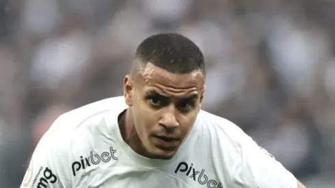Foto: Marcello Zambrana/AGIF – Murillo dá resposta ao Corinthians