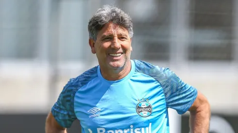 Foto: Lucas Uebel/Grêmio/Divulgação - Renato: técnico comemorou retorno de jogador
