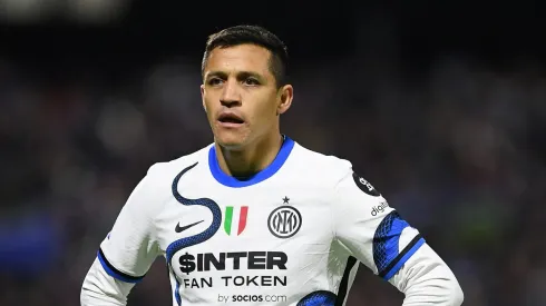 SALERNO, ITALY - DECEMBER 17: Alexis Sanchez of FC Internazionale during the Serie A match between US Salernitana and FC Internazionale at Stadio Arechi on December 17, 2021 in Salerno, Italy. (Photo by Francesco Pecoraro/Getty Images)