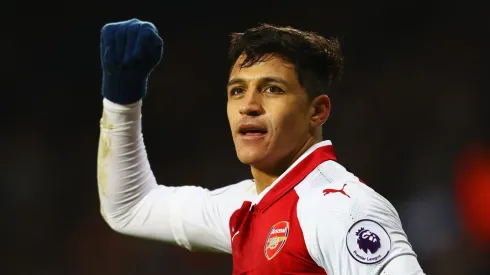 Alexis Sánchez está livre no mercado e negocia com Gallo, dirigente do Peixe