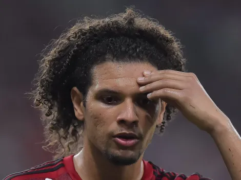 Vaza detalhe no contrato de Arão e preju de R$ 6 milhões repercute no Flamengo