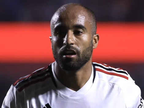 CÂMERAS FLAGRARAM ISSO: Gol de Lucas Moura gera polêmica na web