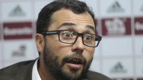 RIO DE JANEIRO - RJ - 07/01/2015 - TREINO DO FLUMINENSE - Mario Bittencourt vice presidente de futebol concede entrevista coletiva apos treino do Fluminense nas Laranjeiras Foto: Daniel Ramalho/AGIF