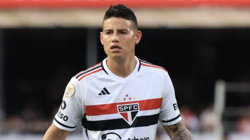 James em ação contra o Botafogo