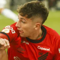 Arriagada faz \'fila\' e Athletico amarga 4 DESFALQUES contra o Goiás