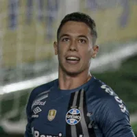 Brenno apronta na Itália e situação chega ao Grêmio
