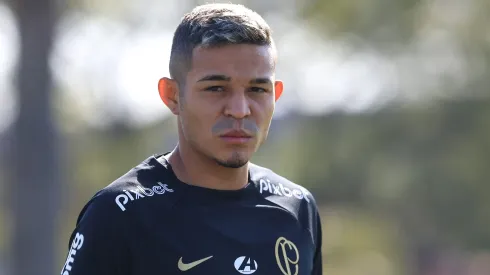 Foto: Marcello Zambrana/AGIF – Adson foi vendido pelo Corinthians.