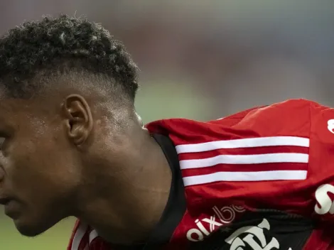 Matheus França é barrado na Inglaterra e Flamengo vira “culpado”