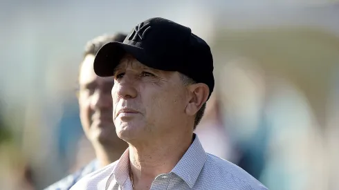 RIO DE JANEIRO, BRAZIL - AUGUST 6: Head coach of Gremio Renato Portaluppi enters the field before the match between Vasco and Gremio as part of Brasileirao Series A 2023 at Sao Januario Stadium on August 6, 2023 in Rio de Janeiro, Brazil. (Photo by Alexandre Loureiro/Getty Images)
