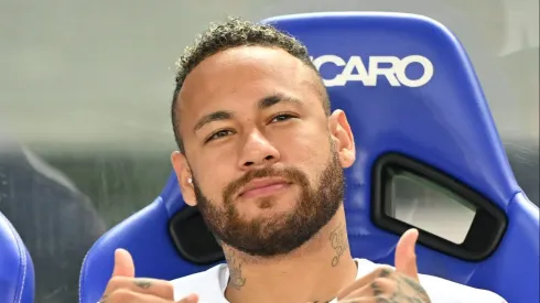 Photo by Kenta Harada/Getty Images – Neymar apronta no PSG
