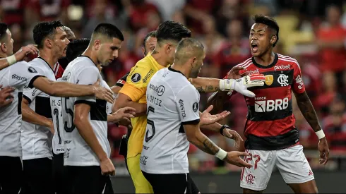Foto: Thiago Ribeiro/AGIF – Flamengo acabou sendo eliminado pelo Olimpia. 
