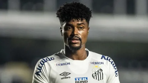 SP - SANTOS - 26/04/2023 - COPA DO BRASIL 2023, SANTOS X BOTAFOGO-SP - Bauermann jogador do Santos durante partida contra o Botafogo-SP no estadio Vila Belmiro pelo campeonato Copa do Brasil 2023. Foto: Abner Dourado/AGIF