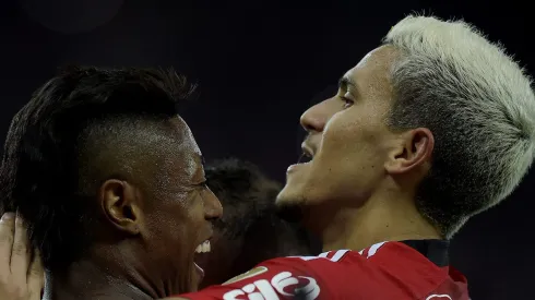 Foto: Alexandre Loureiro/AGIF – Bruno Henrique e Pedro