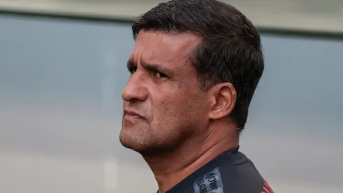 PR - CURITIBA - 24/06/2023 - BRASILEIRO A 2023, ATHLETICO-PR X CORINTHIANS - Wesley Carvalho tecnico do Athletico-PR durante partida contra o Corinthians no estadio Arena da Baixada pelo campeonato BRASILEIRO A 2023. Foto: Robson Mafra/AGIF