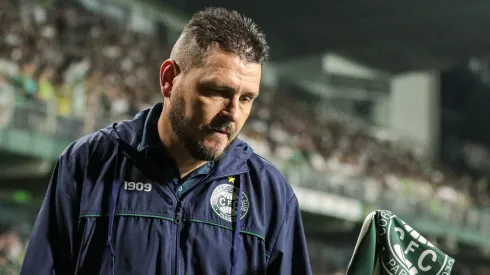 PR - CURITIBA - 06/08/2023 - BRASILEIRO A 2023, CORITIBA X BRAGANTINO - Thiago Kosloski tecnico do Coritiba apos a partida contra o Bragantino no estadio Couto Pereira pelo campeonato Brasileiro A 2023. Foto: Robson Mafra/AGIF