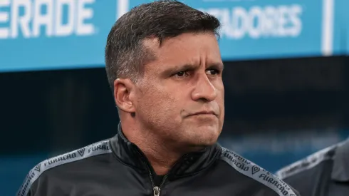 PR - CURITIBA - 27/06/2023 - LIBERTADORES 2023, ATHLETICO-PR X ALIANZA LIMA - Wesley Carvalho tecnico do Athletico-PR durante partida contra o Alianza Lima no estadio Arena da Baixada pelo campeonato Libertadores 2023. Foto: Robson Mafra/AGIF